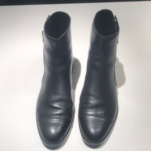 Ann Taylor Cassie Leather Moto Booties Black 11m